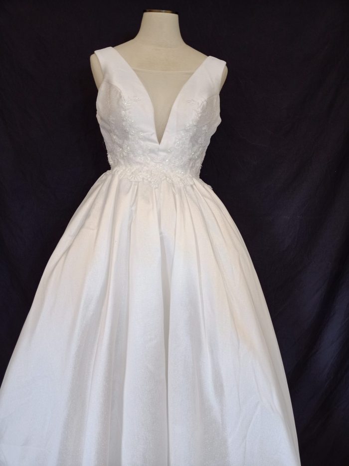 Lucinda -wedding dress -size 10-12 and 12-14 - Image 3
