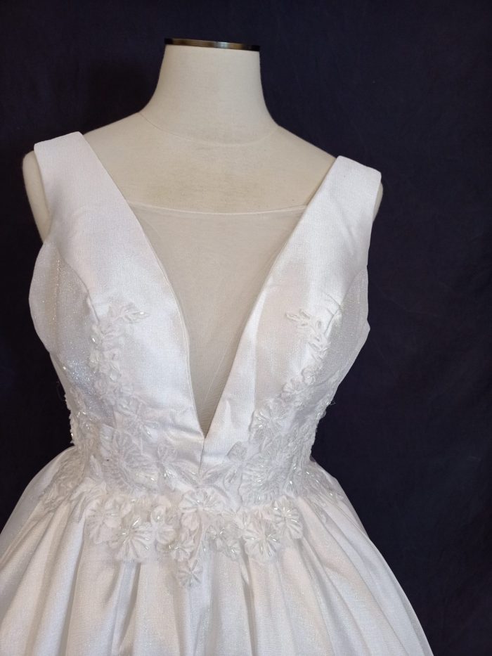 Lucinda -wedding dress -size 10-12 and 12-14 - Image 4