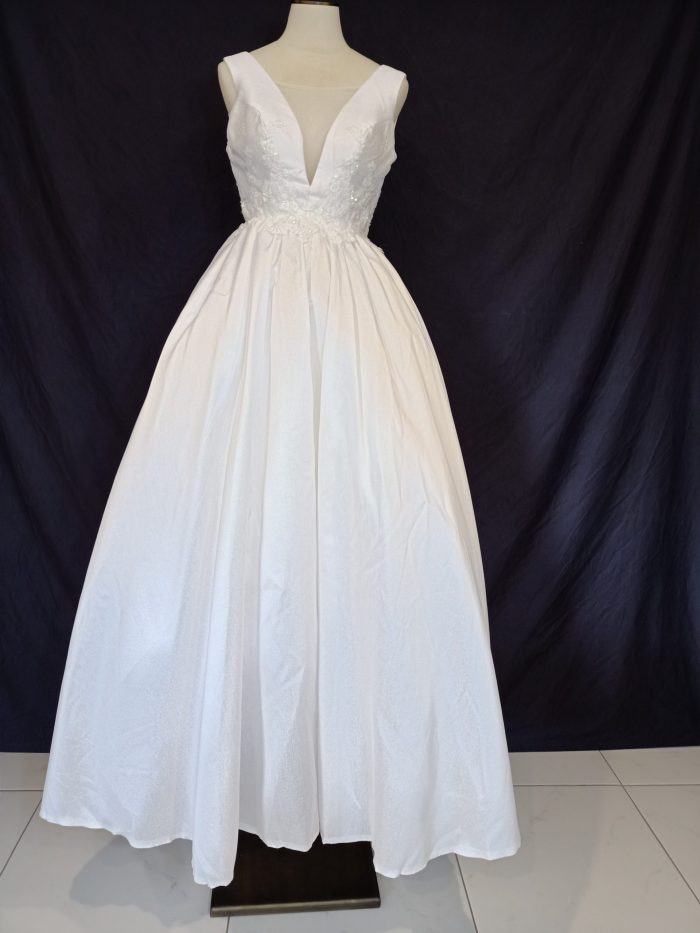 Lucinda -wedding dress -size 10-12 and 12-14 - Image 7