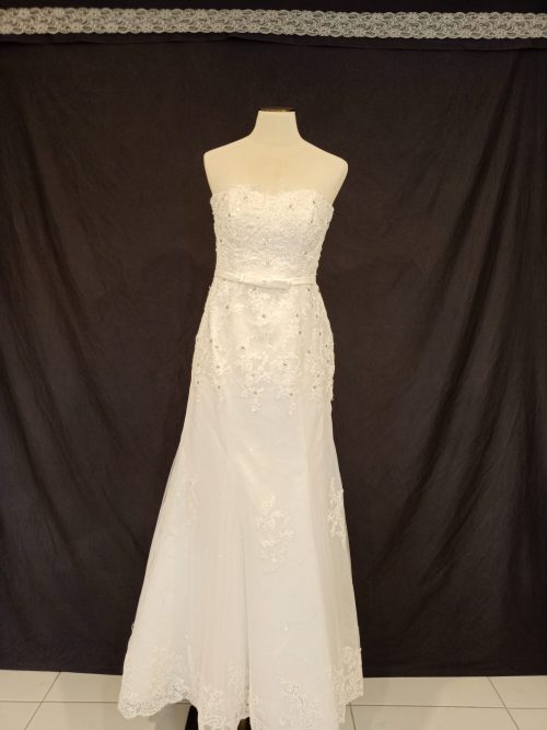 Nikita -wedding dress -size 12