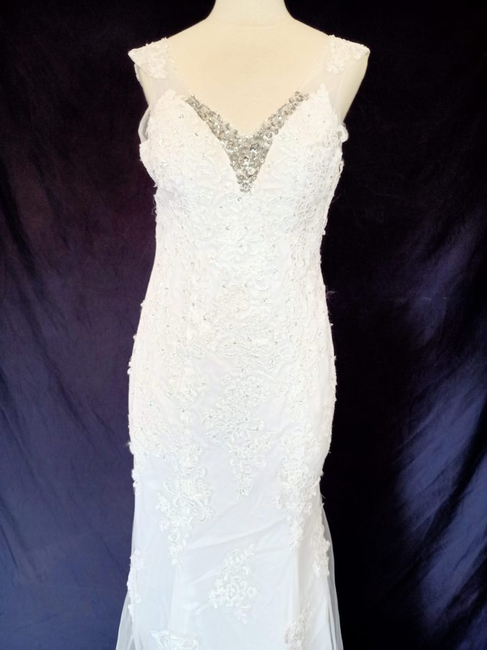 Phoebe -wedding dress -size 8 - Image 2