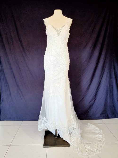 Phoebe -wedding dress -size 8